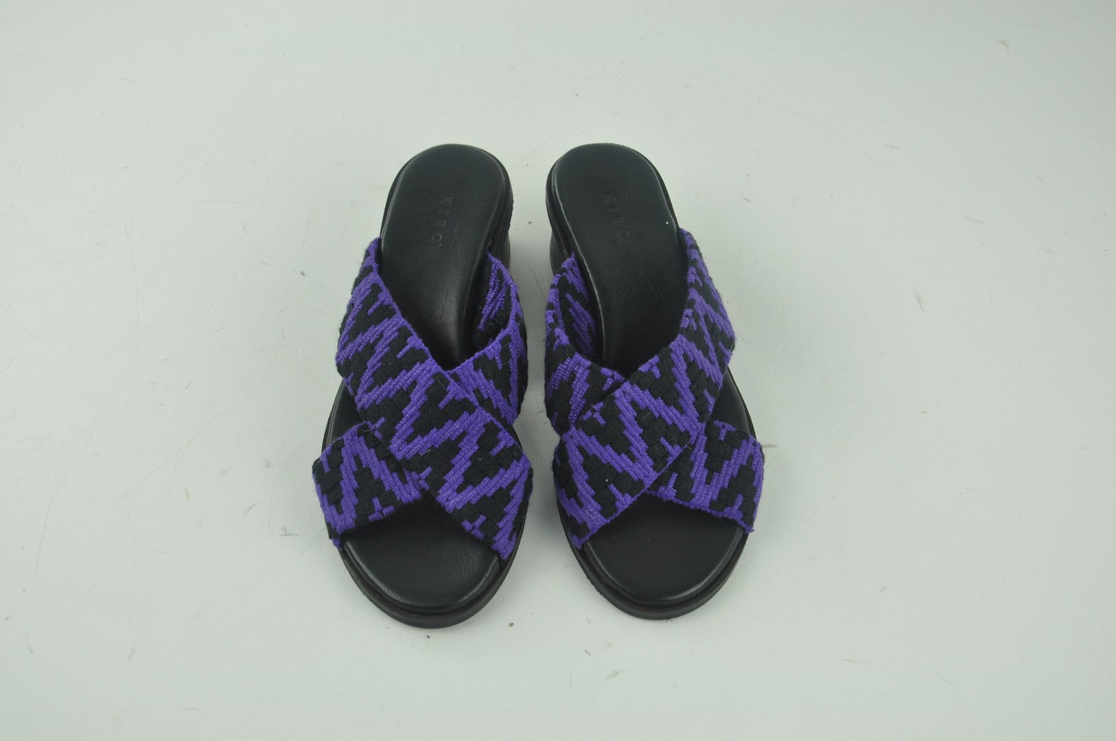 NAIROBI PELLE NERO - FASCIA NERO VIOLA - TACCO 50