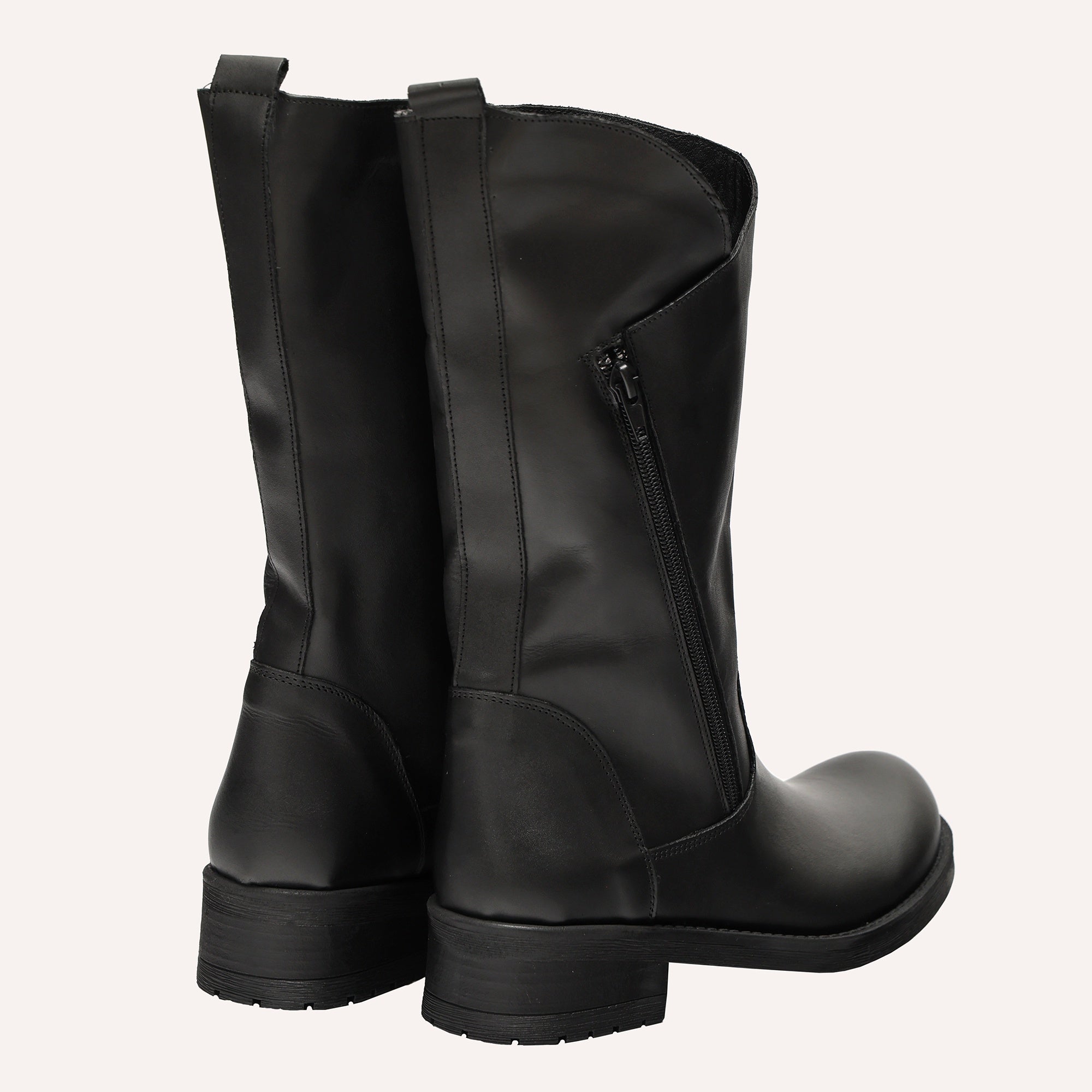 Stivaletto in vera pelle  Nero