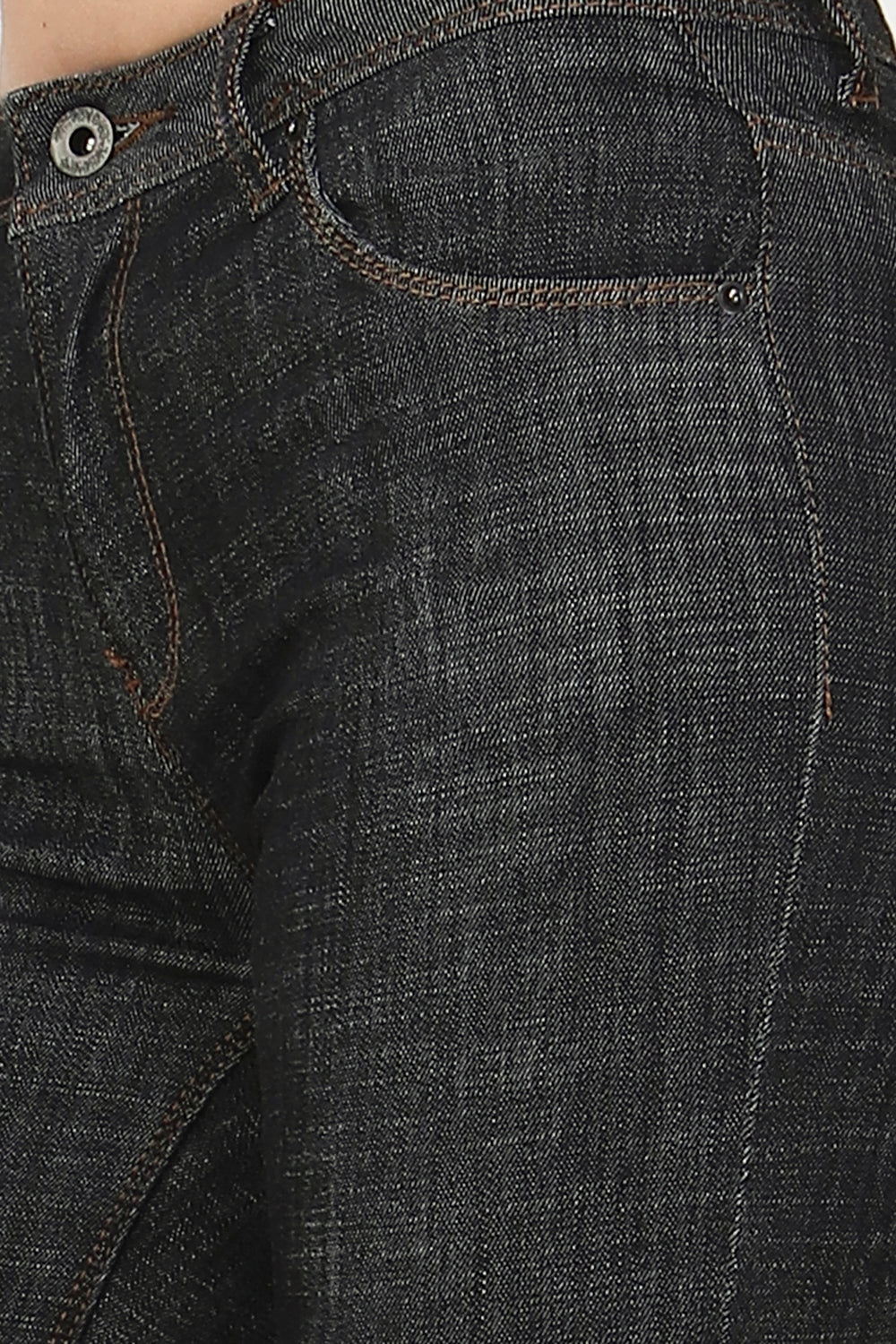Pantaloni A Gamba Larga .- Assuili