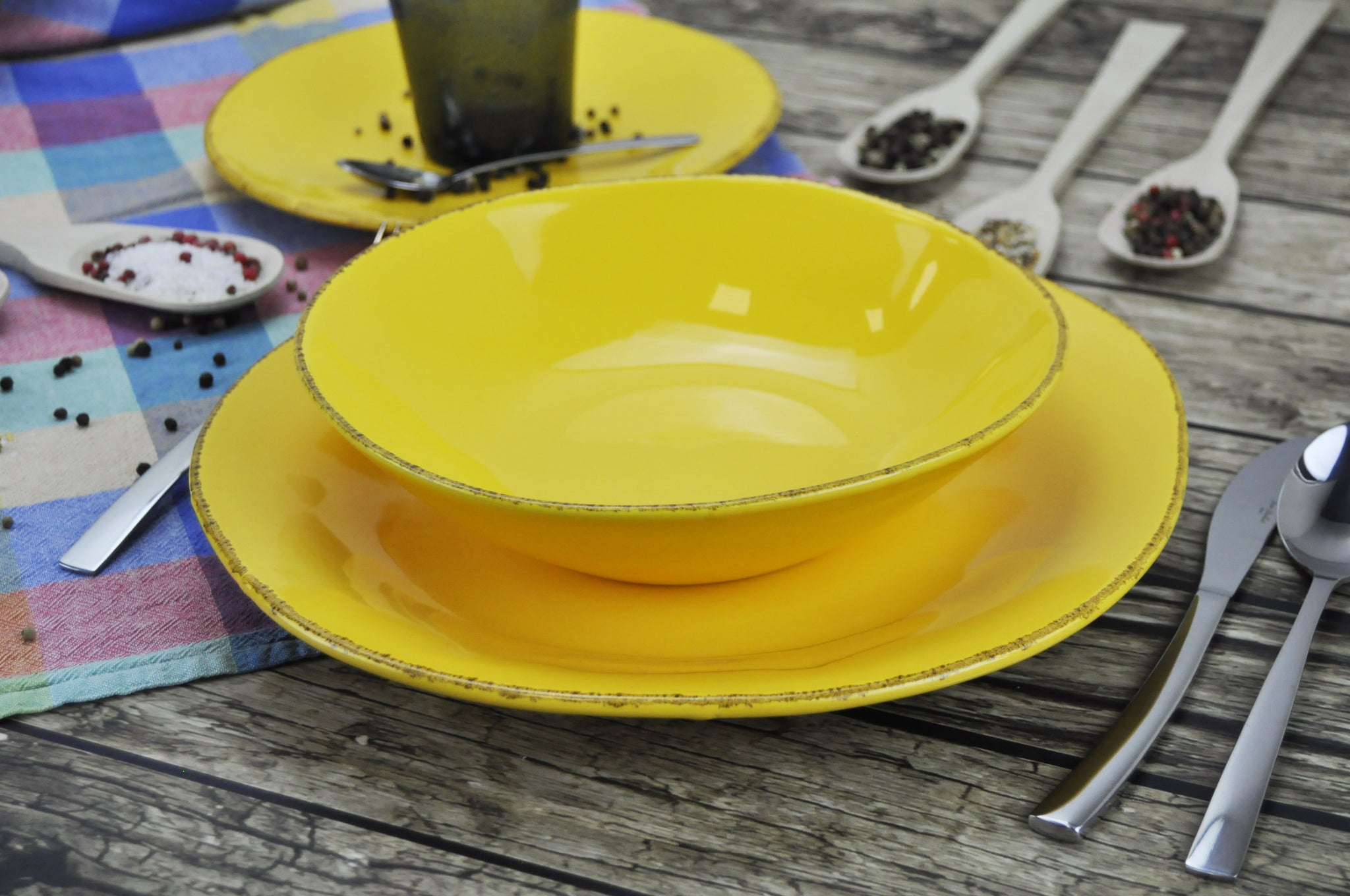 MATERIA Set Da 18 Piatti Assortiti