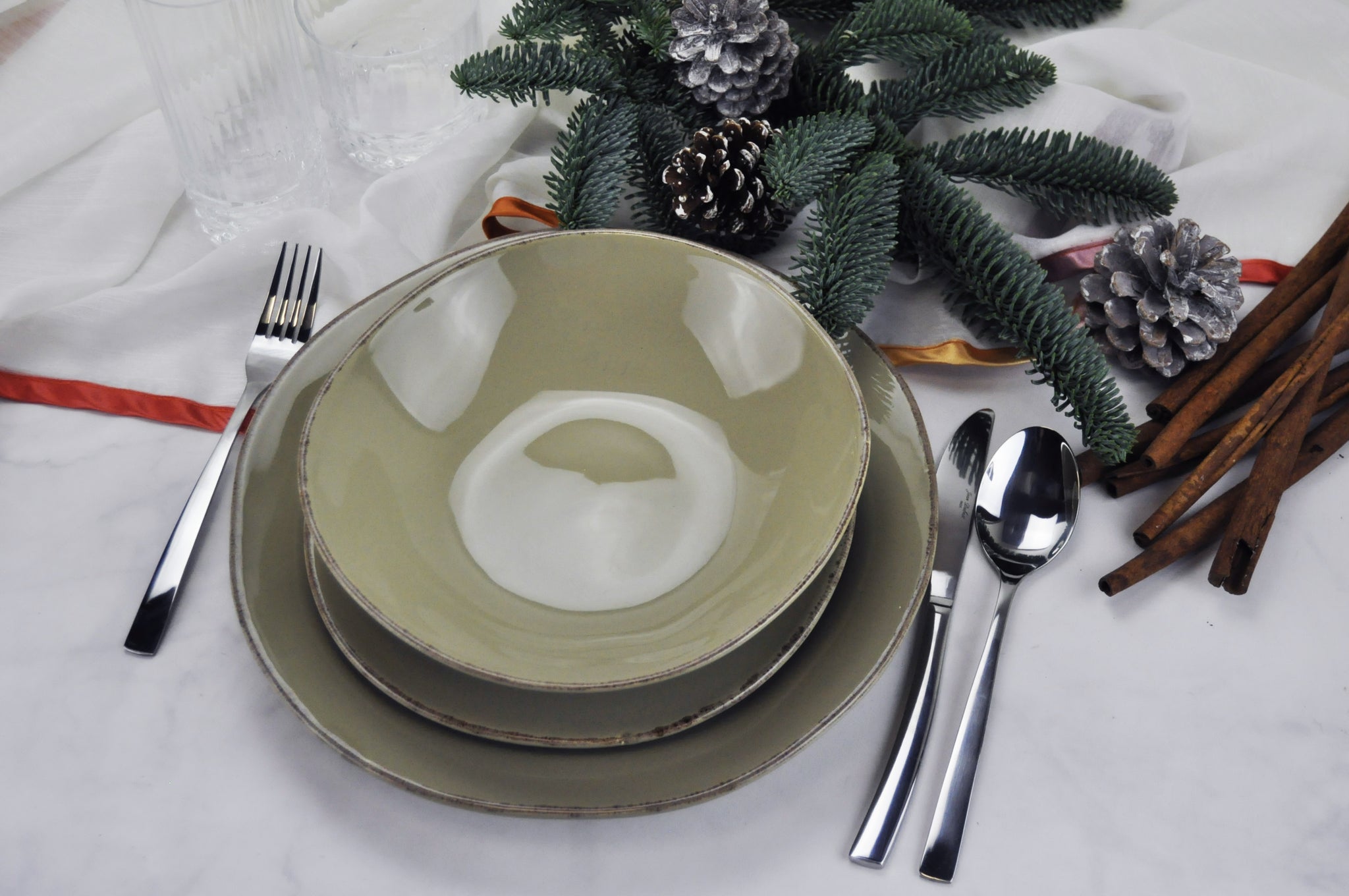 MATERIA Set Da 18 Piatti Assortiti