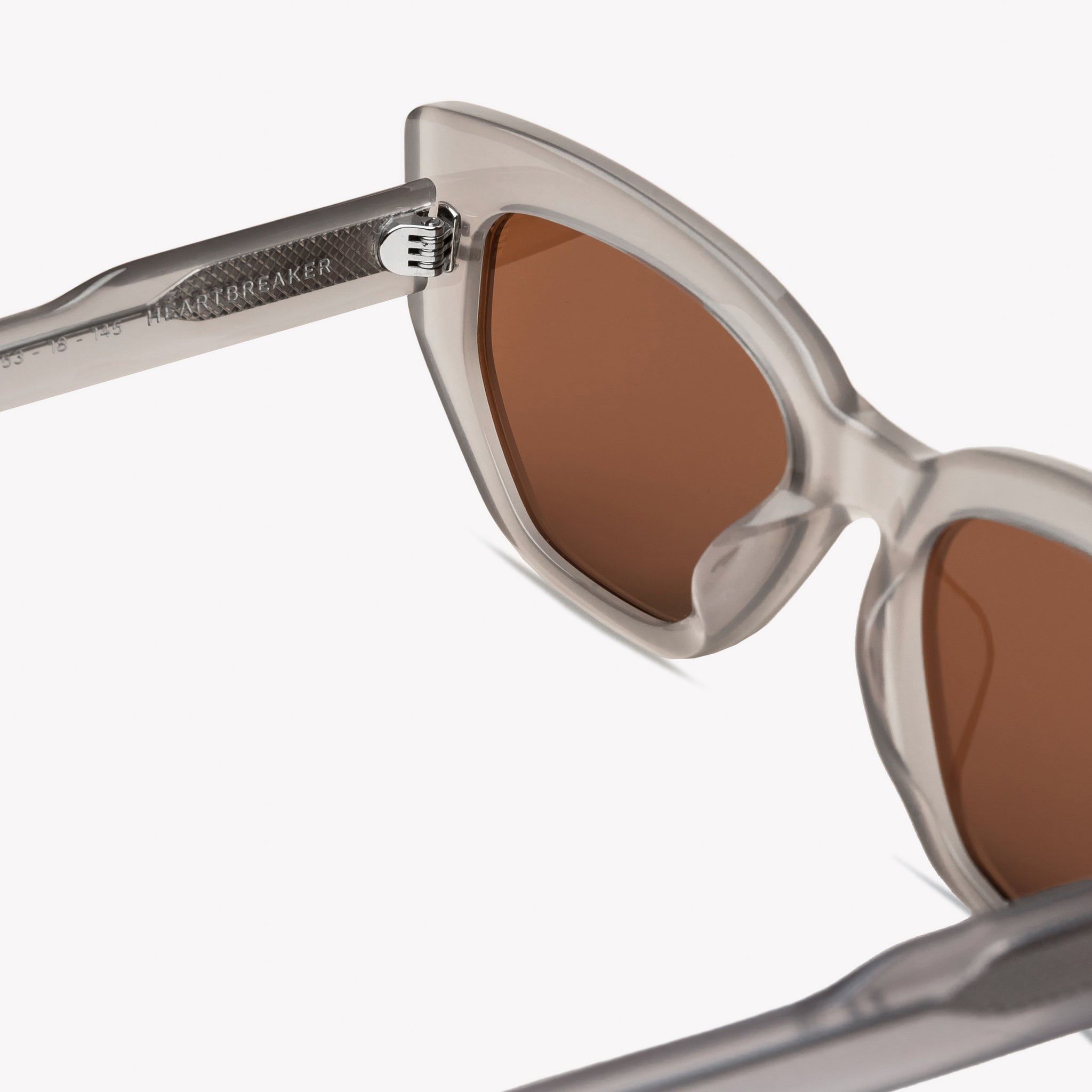 HEARTBREAKER - Silk Gray / Hazelnut Brown