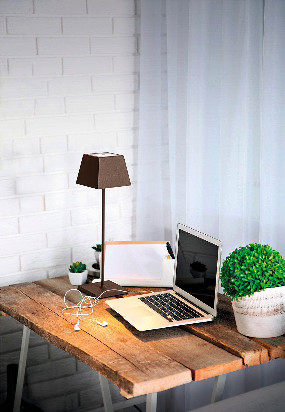 Lampada da tavolo SIESTA - Corten