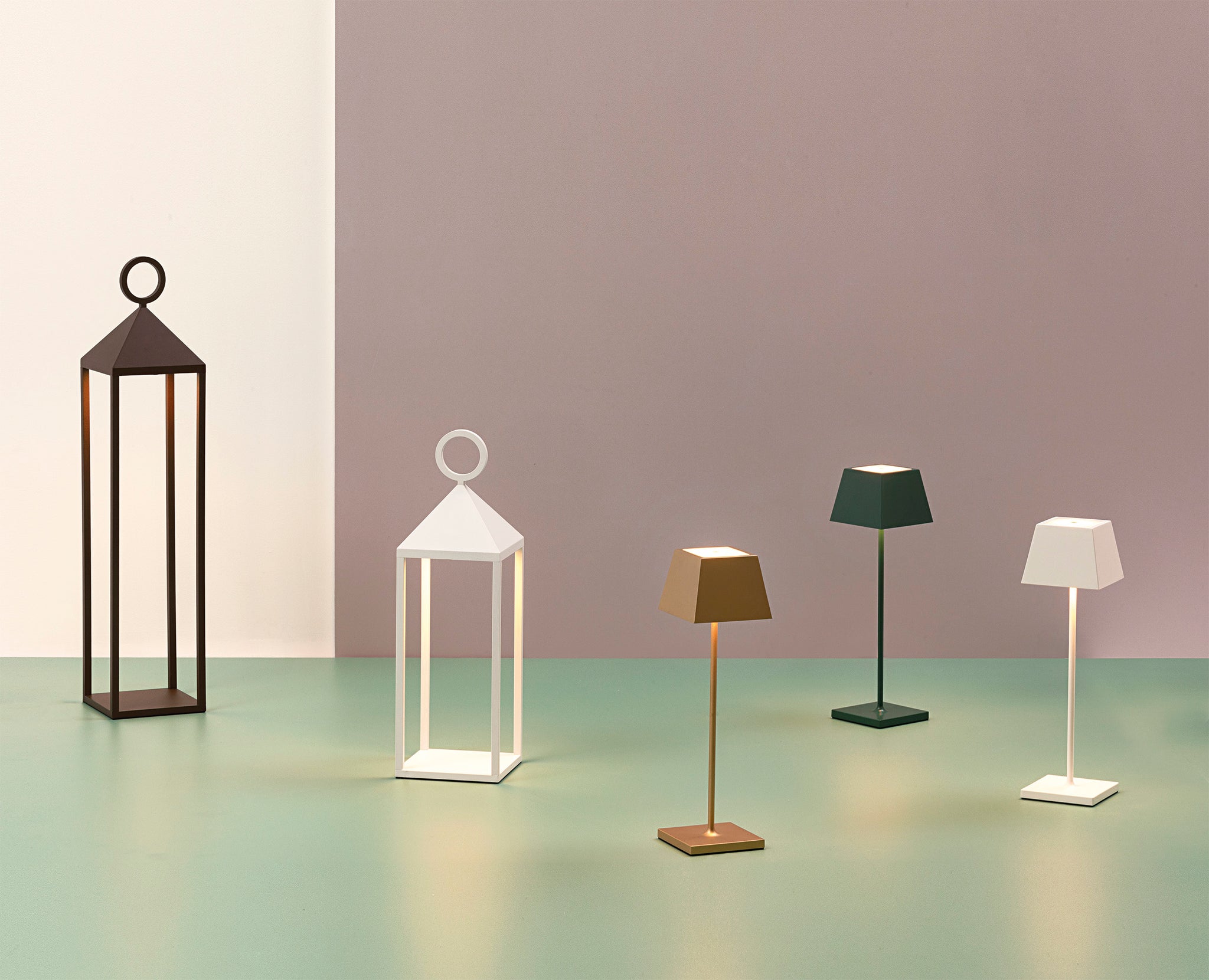 Lampada da tavolo SIESTA Oro