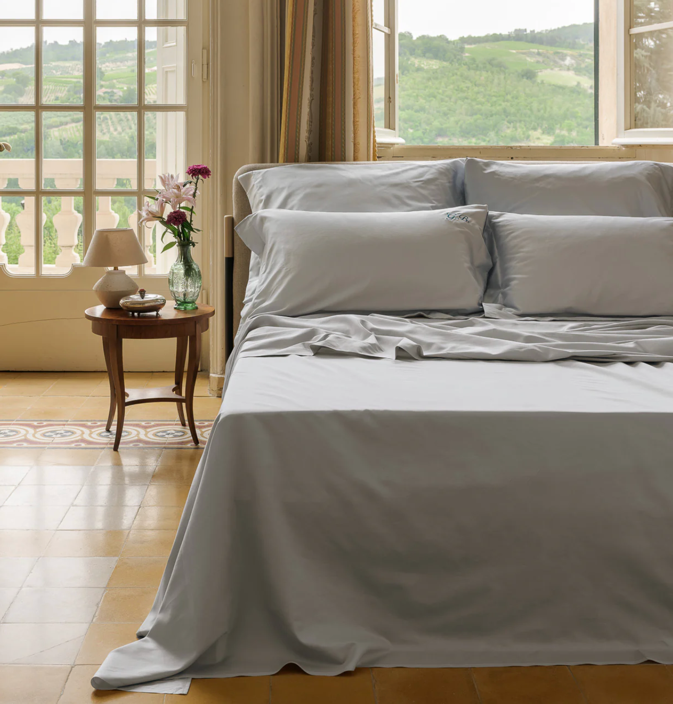 Completo all-in in raso - Grigio Perla / Raso