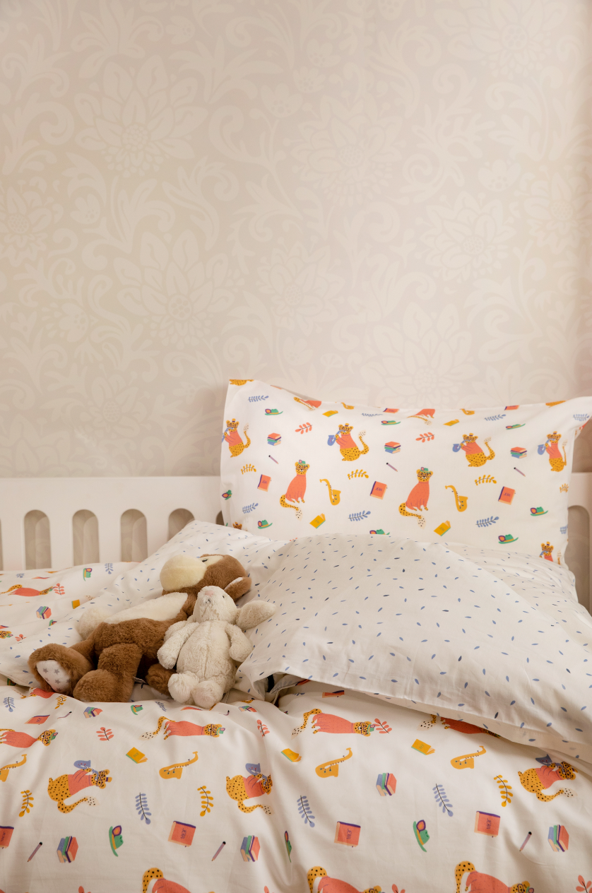 KIDS PILLOW CASE LEOPARD, THE WRITER