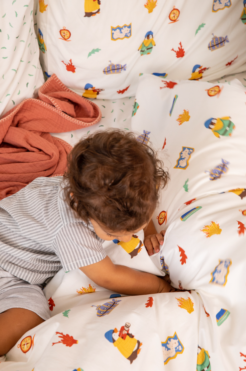 KIDS DUVET COVER & PILLOW CASE PENGUIN, THE ADVENTURER