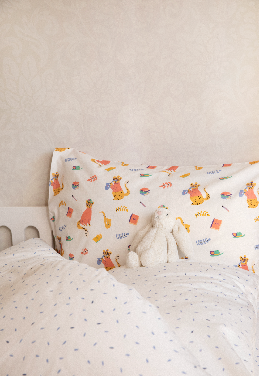 KIDS FITTED SHEET RAIN DROPS