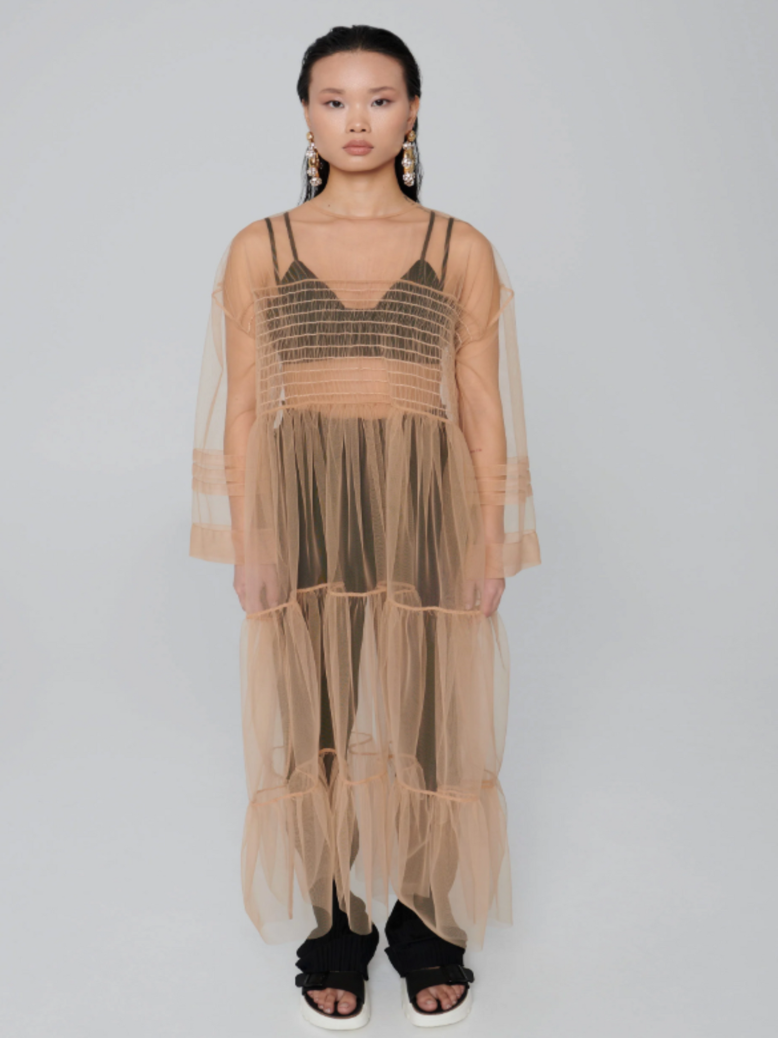 Long Tulle Tiered Oversized Dress - Esthè