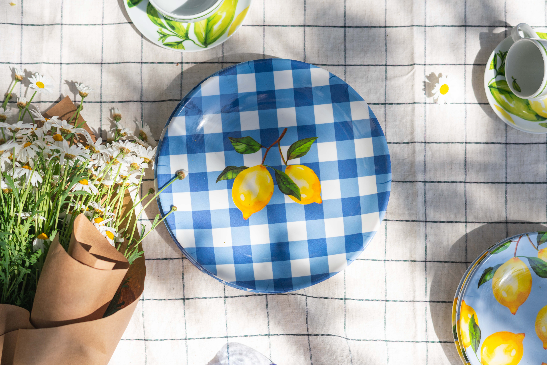 Piatto da portata della collezione Lemon Twist