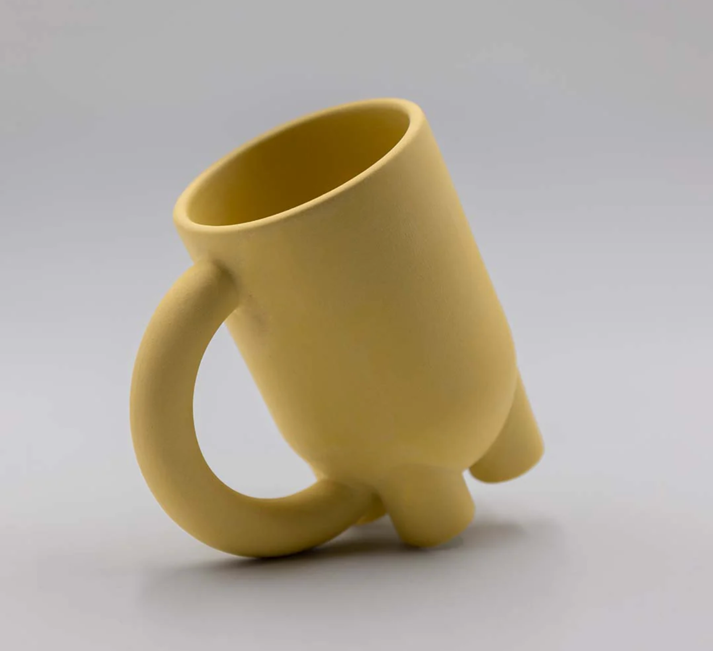 MUG WITH BIG HANDLE - YELLOW