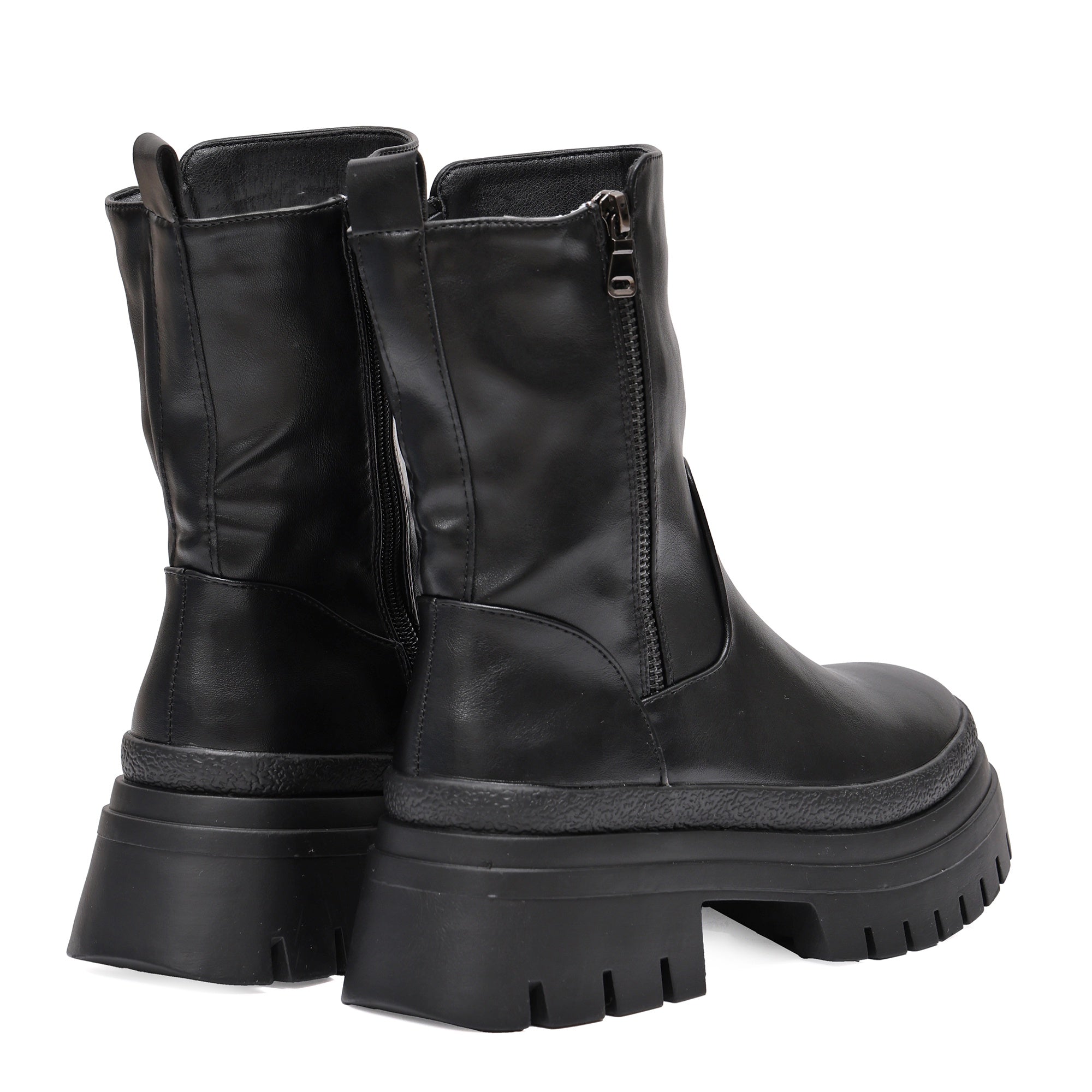 Stivaletto in simil pelle con cintura finta Nero