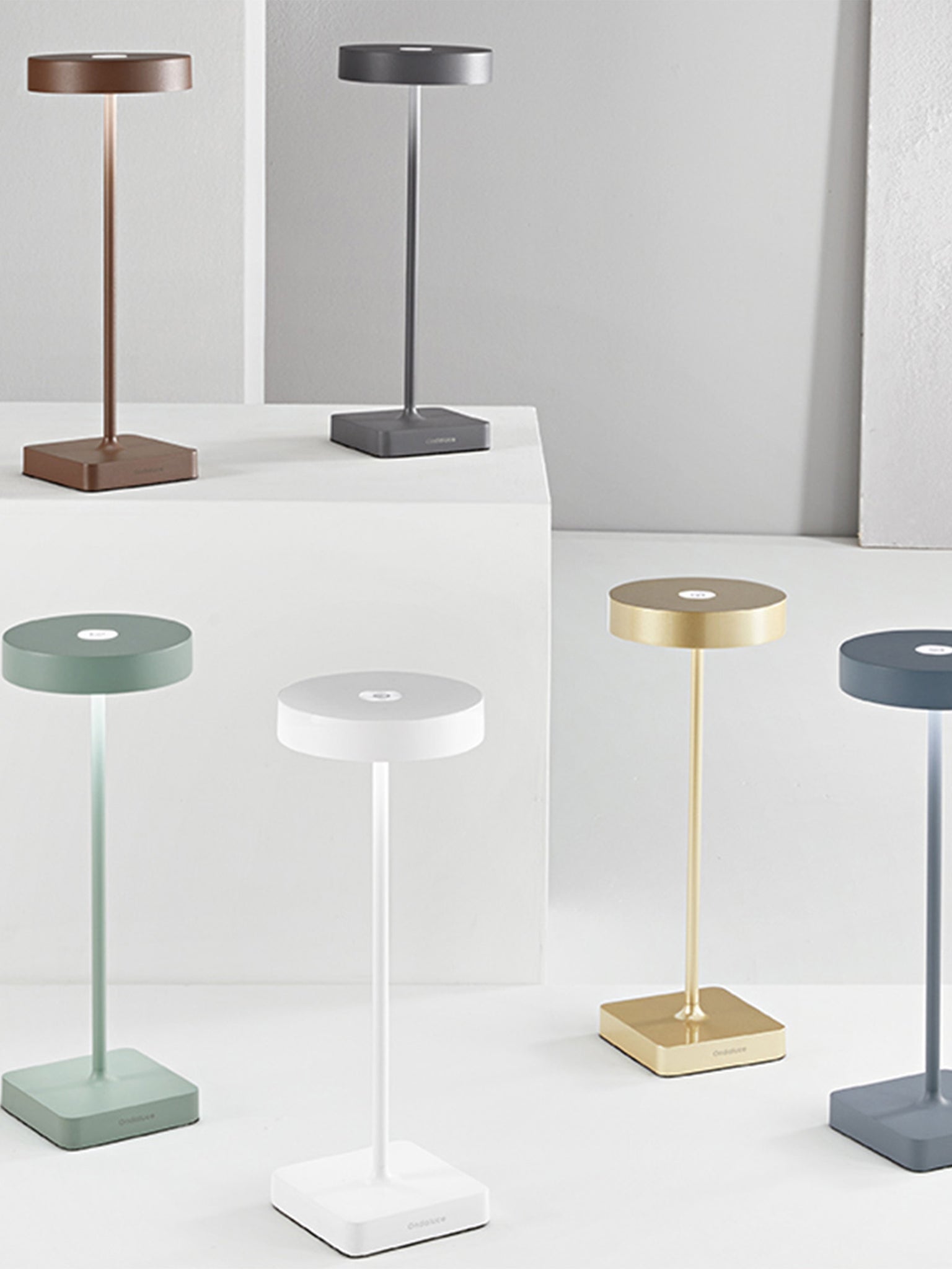 Tap - Lampada Da Tavolo Oro
