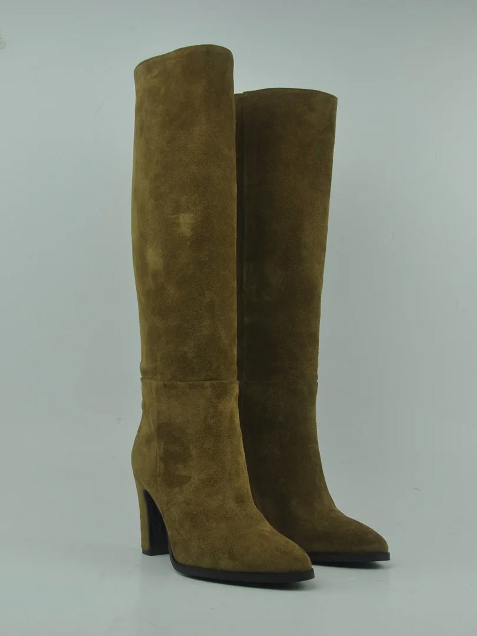 AR 242 CAMOSCIO PECAN