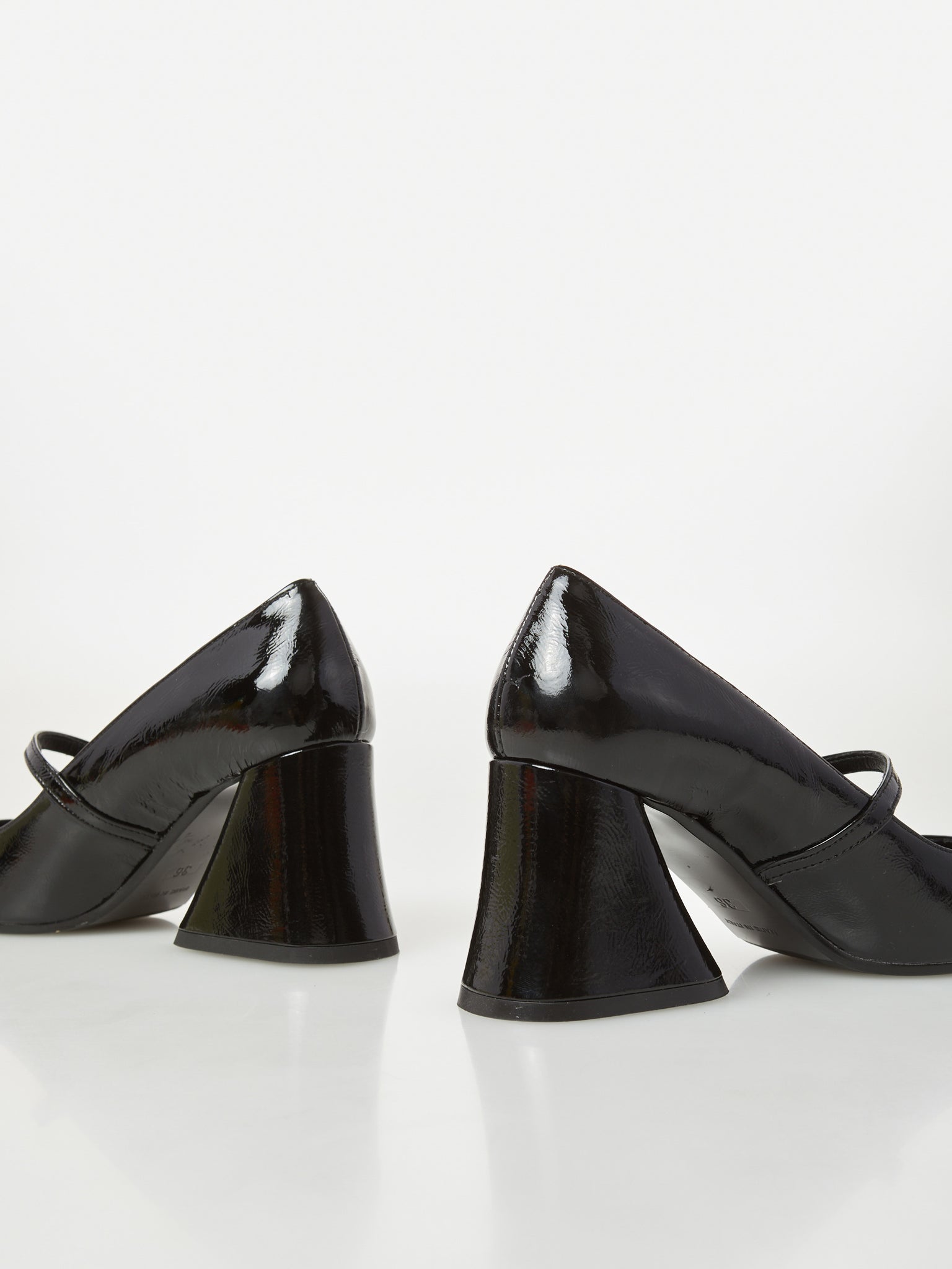Décolleté In Naplak - Nero - Ovyé