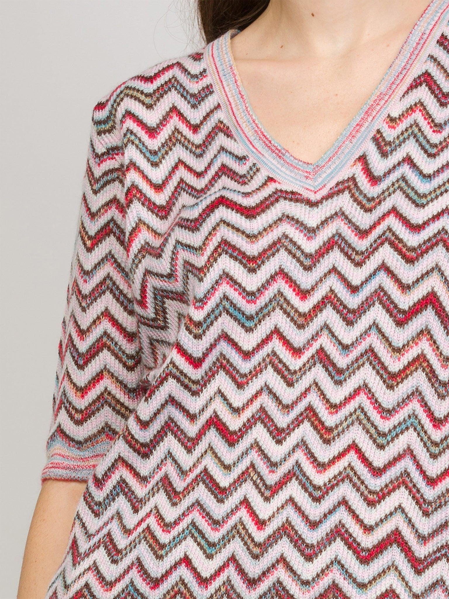 V-NECK SWEATER ZIG ZAG RED LIGHT BLUE AND GREEN M MISSONI