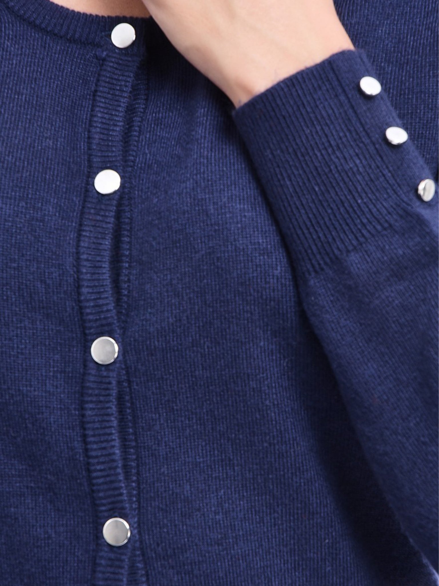 Cardigan Girocollo Con Bottoni E Bottoni Sulle Maniche In Argento - Blu Notte