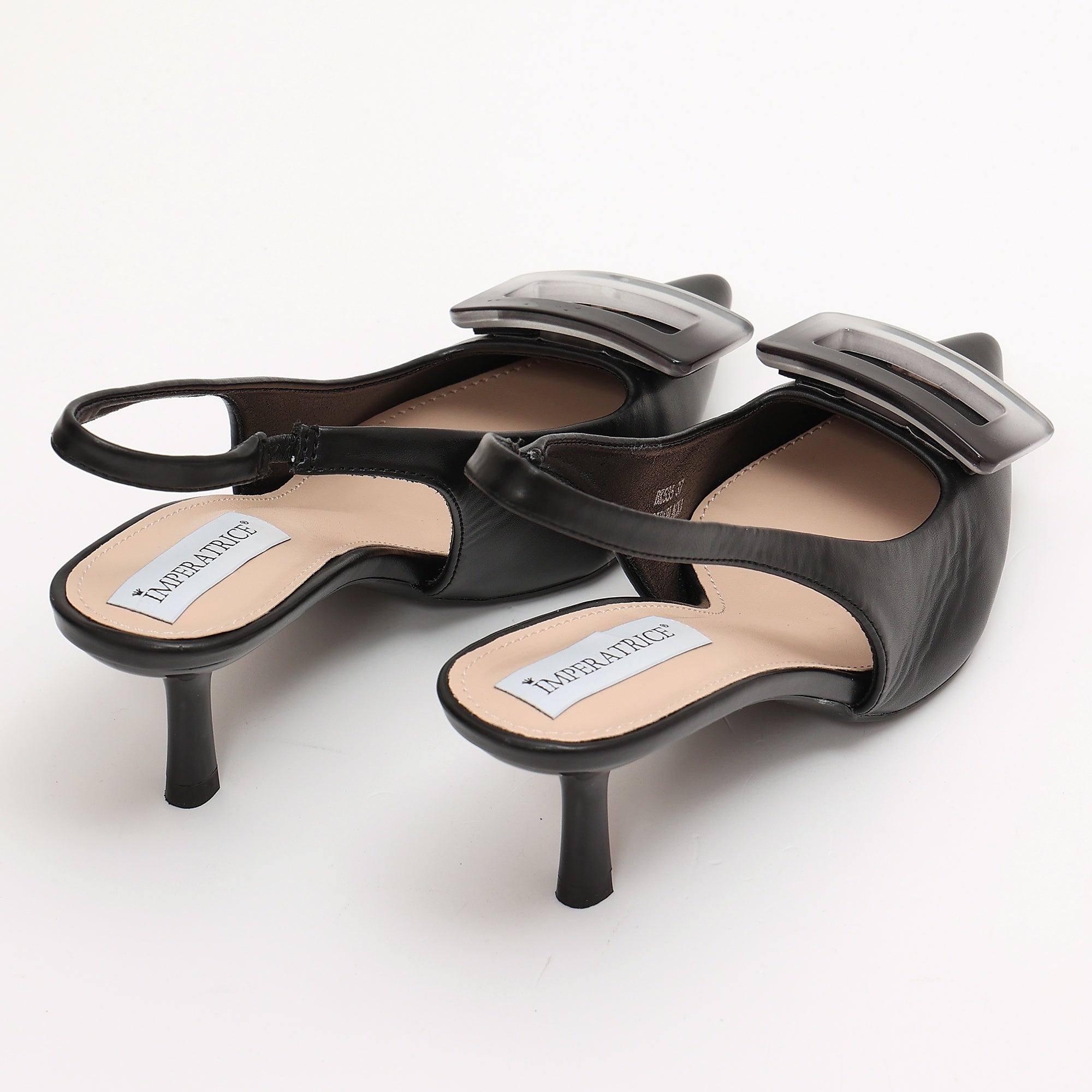 Dècolletè slingback in simil pelle con applicazione sulla punta Nero