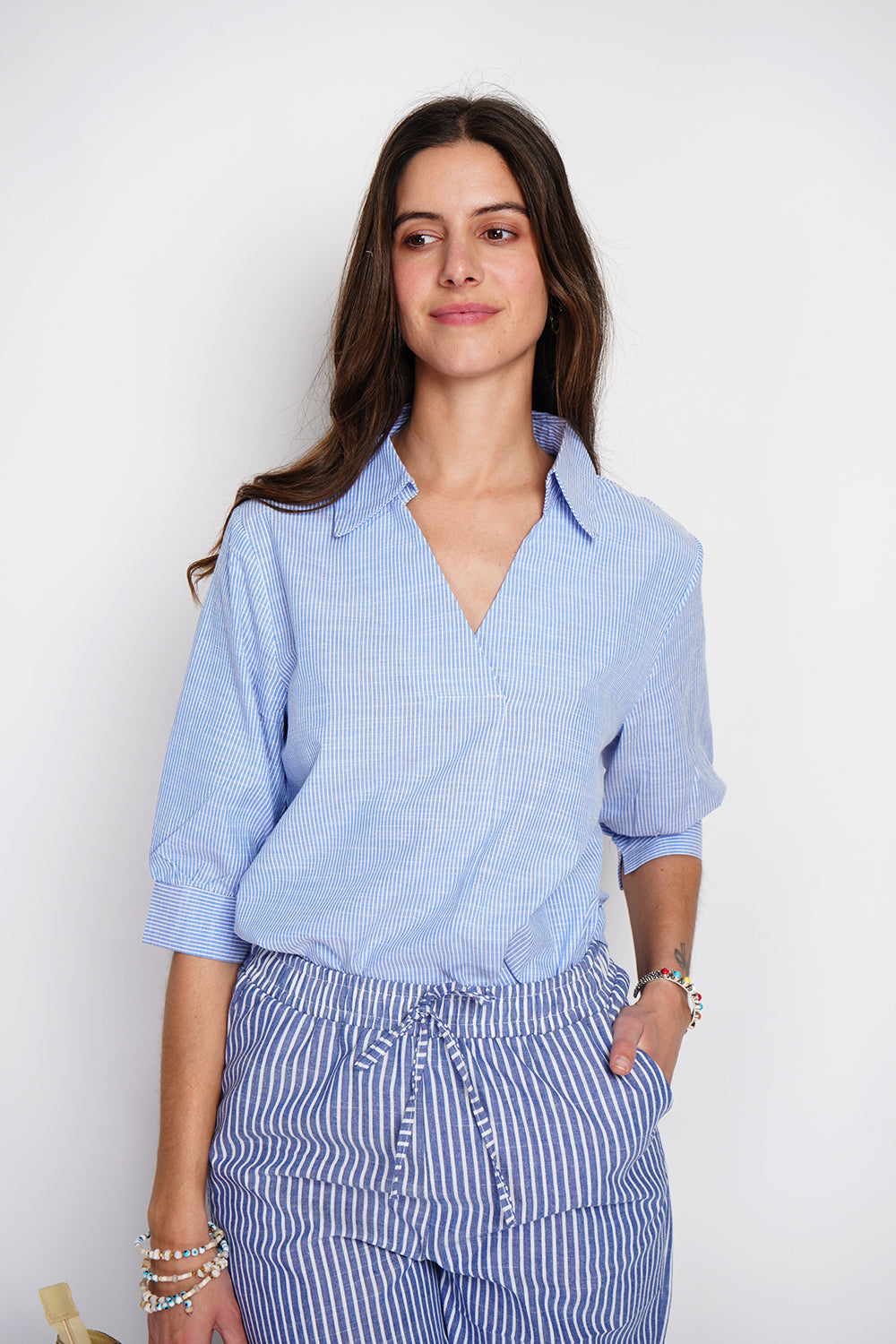 Top con collo a camicia, incrociato davanti, a trapezio con maniche a 3/4 Blu Azzurro
