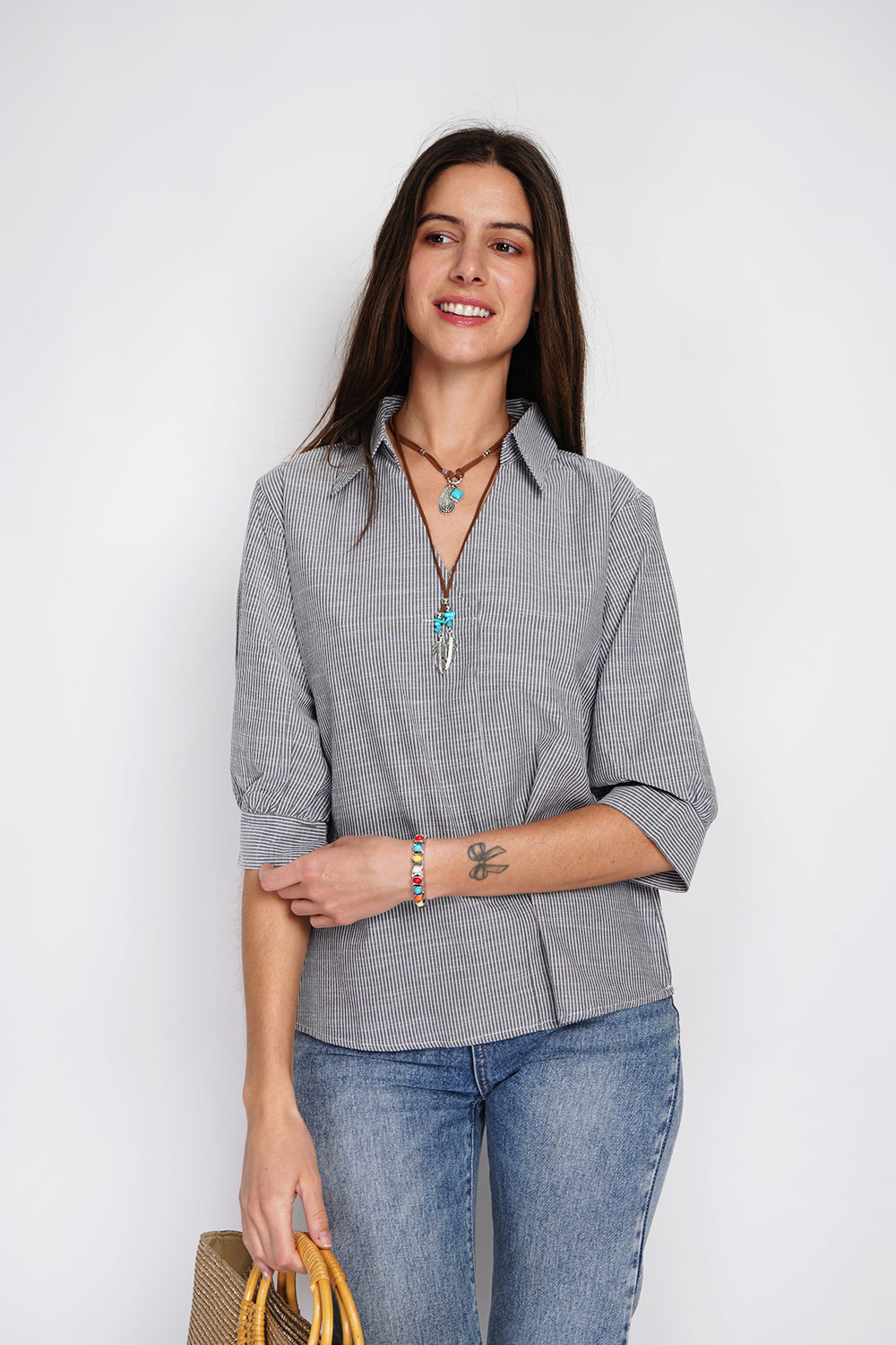 Top con collo a camicia, incrociato davanti, a trapezio con maniche a 3/4 Nero
