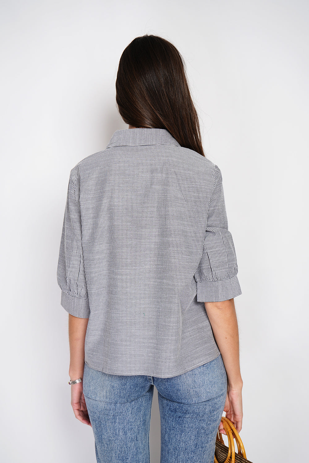 Top con collo a camicia, incrociato davanti, a trapezio con maniche a 3/4 Nero