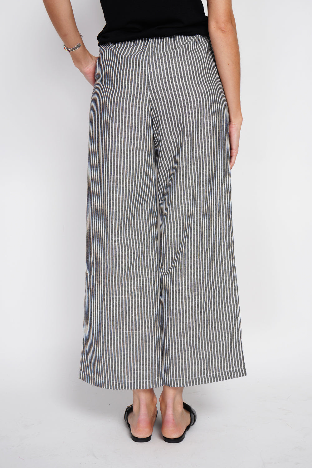 Pantaloni a righe a vita alta con coulisse e tasche Nero