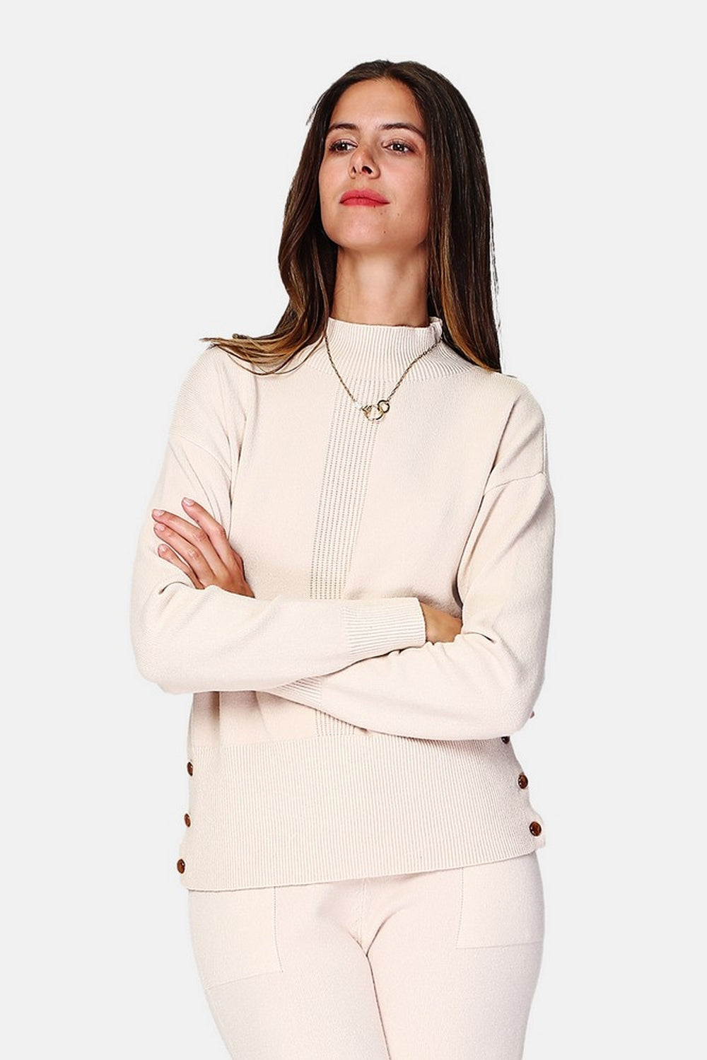 Maglione a collo alto con costine sul davanti e maniche a 4 fili Crema
