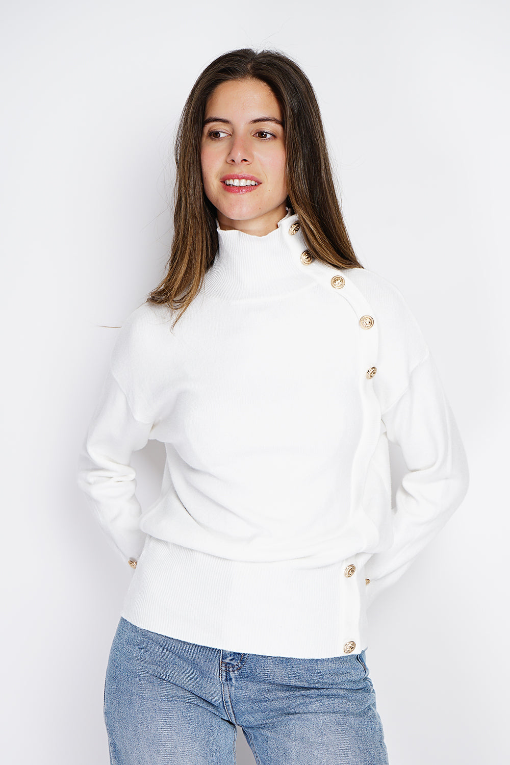 Maglione a collo alto a maniche lunghe con bottoni dorati Naturale