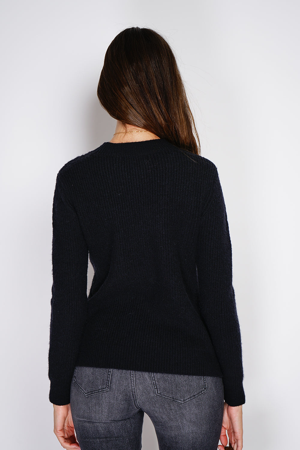 Maglione girocollo a maniche lunghe con torsione sul davanti Nero