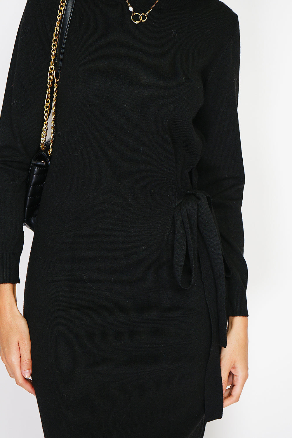 Abito lungo girocollo con cintura elegante Nero