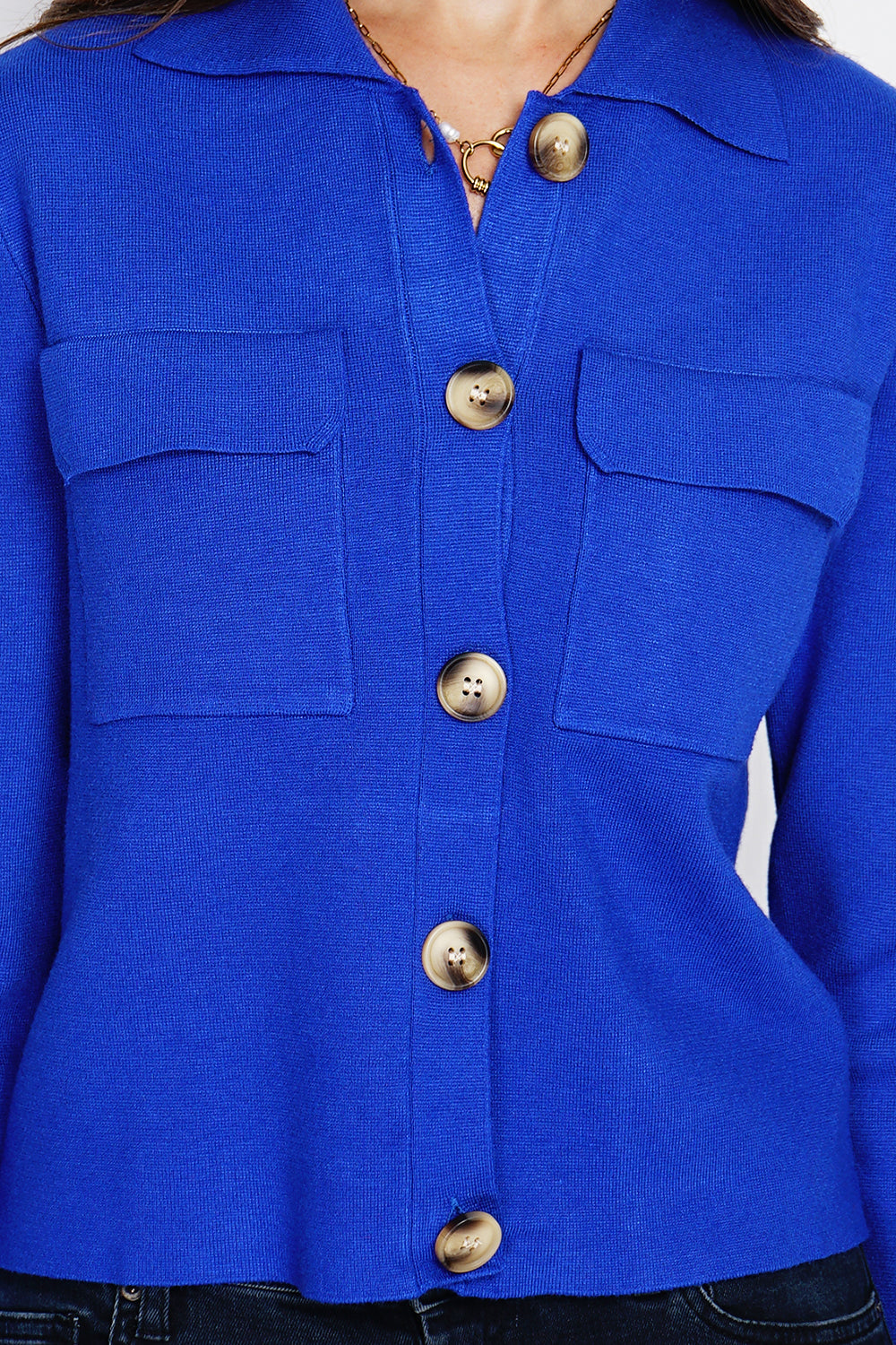 Elegante gilet abbottonato, tasche con patta e maniche lunghe Reale