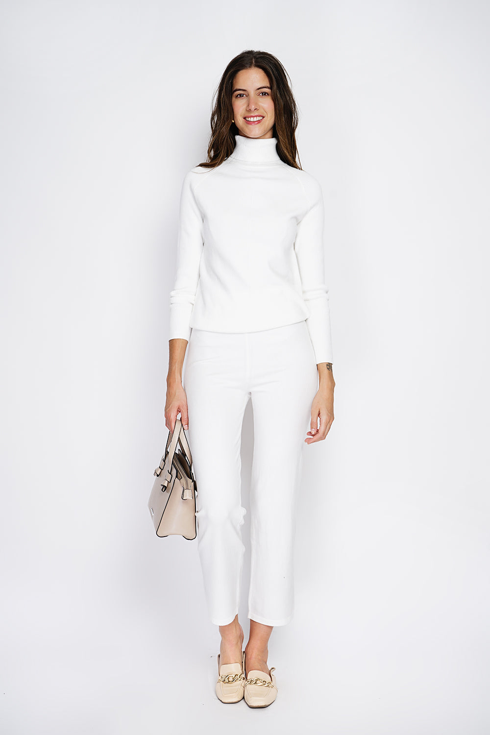 Set composto da maglione a collo alto con parte anteriore in maglia fantasia e pantaloni larghi a vita alta in 3 fili Naturale