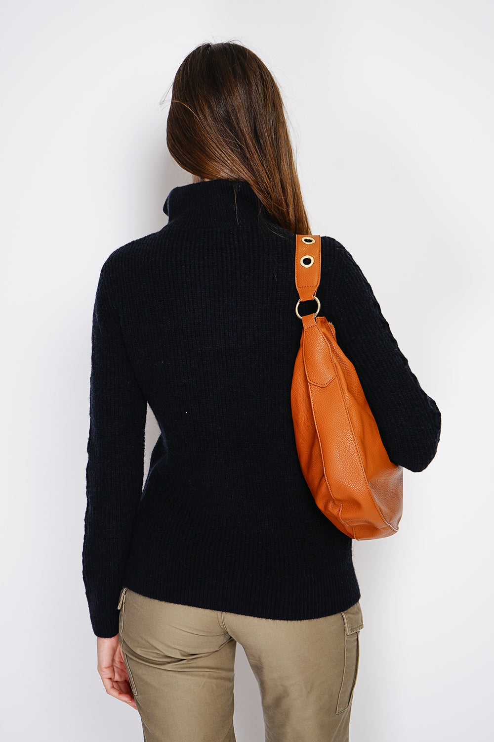 Maglione a coste con cerniera. Parte anteriore lavorata a maglia fantasia con maniche lunghe - Nero