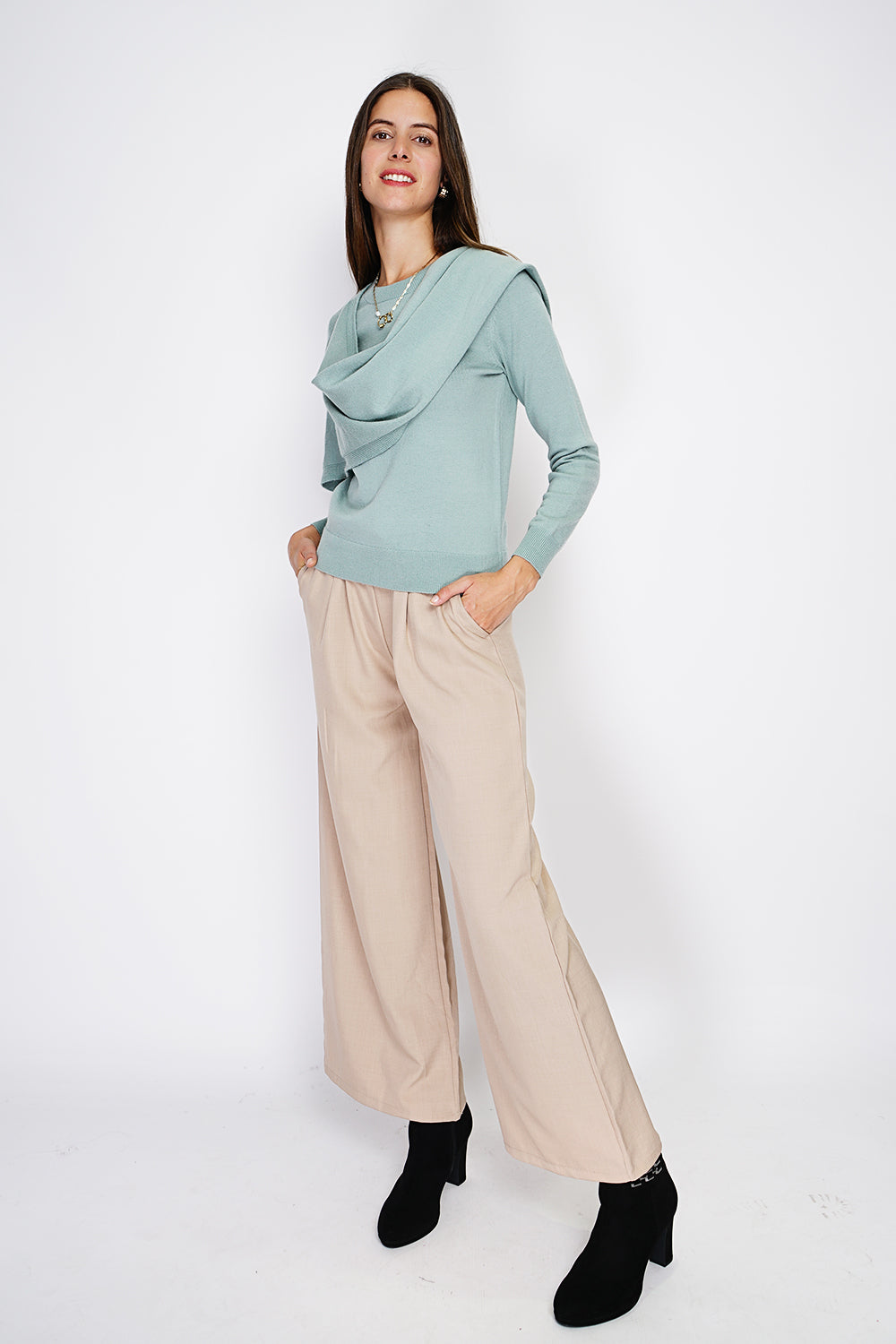 Maglione girocollo con sciarpa a manica lunga Giada