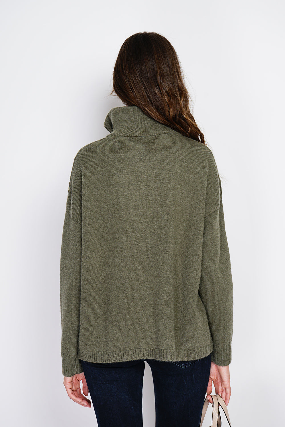 Maglione poncho con collo alto e chiusura a zip, lavorazione a maglia fantasia con maniche lunghe Cachi