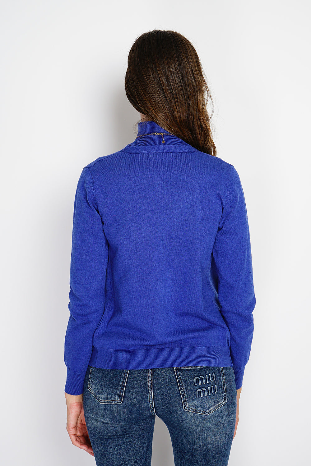 Classico twin-set con scollo a V in maglia a 2 fili e maniche lunghe Reale