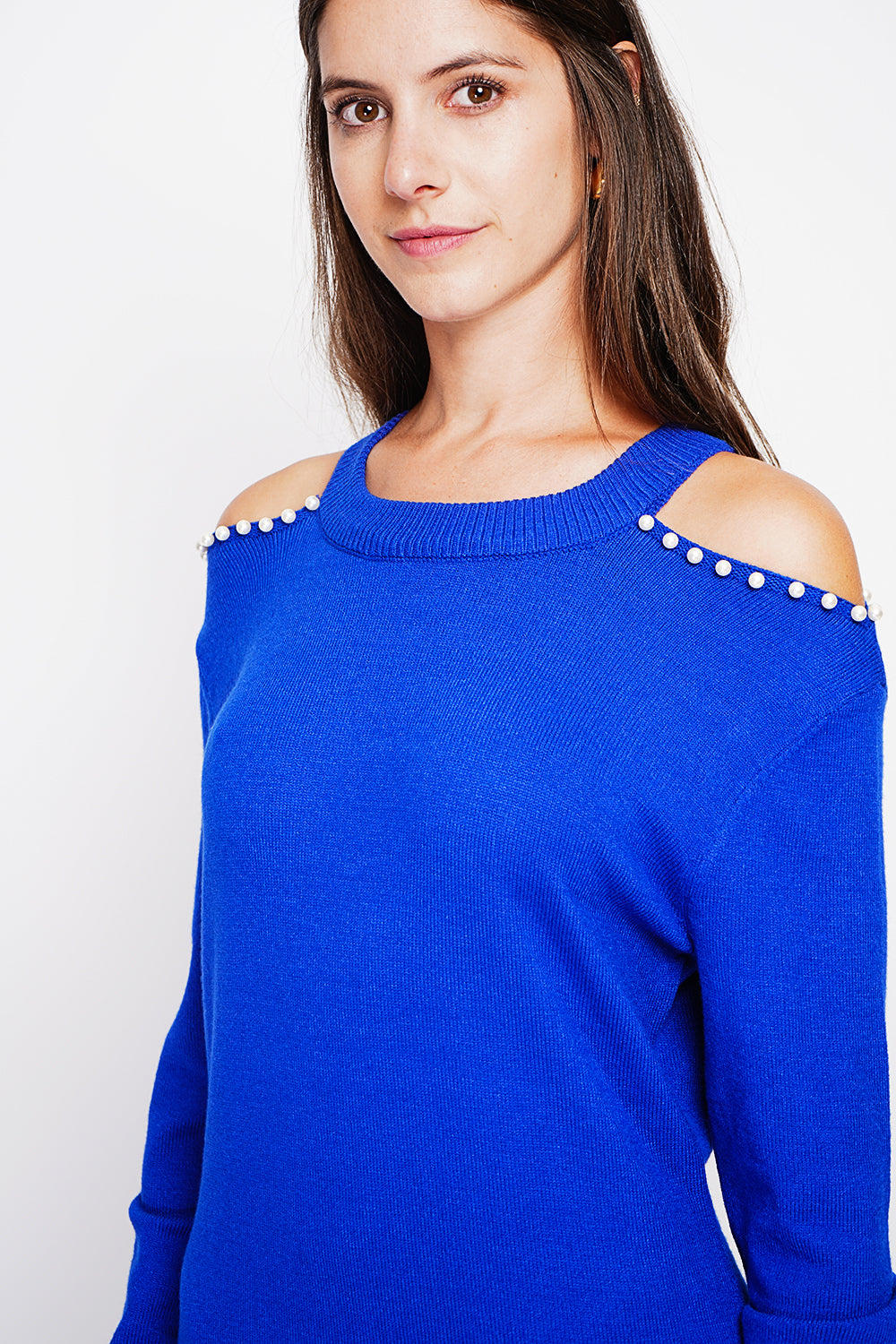 Abito in maglia a collo alto con spallina di perle Reale