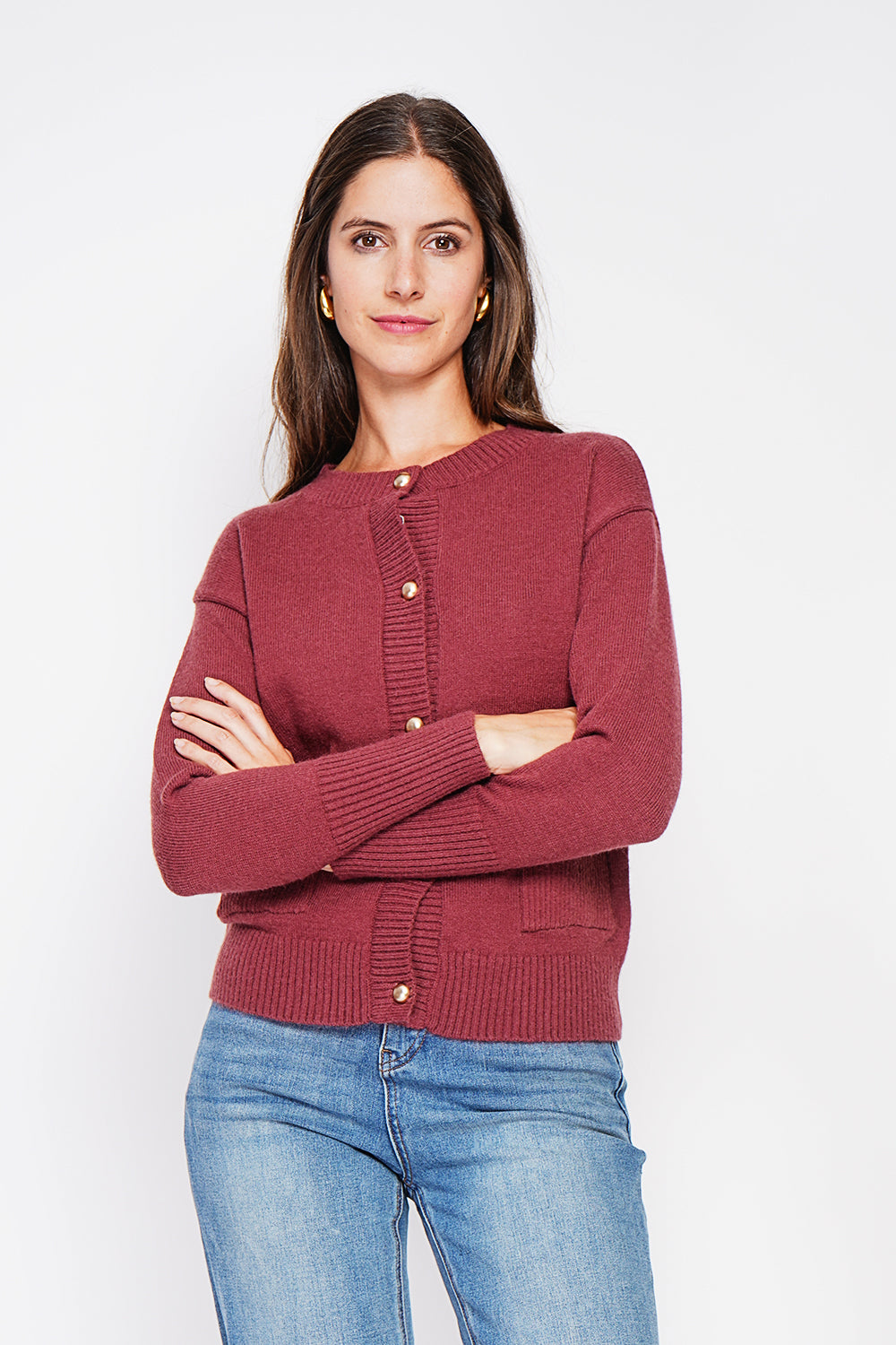 Gilet girocollo con tasche anteriori abbottonate e maniche lunghe Bordeaux