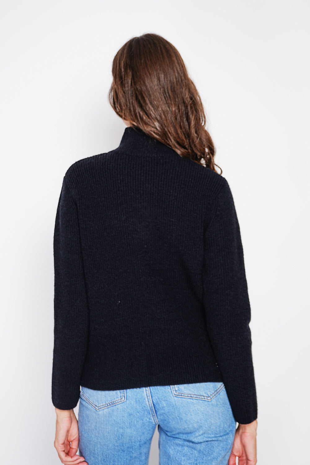 Maglione a collo alto con zip e maniche lunghe a coste Nero