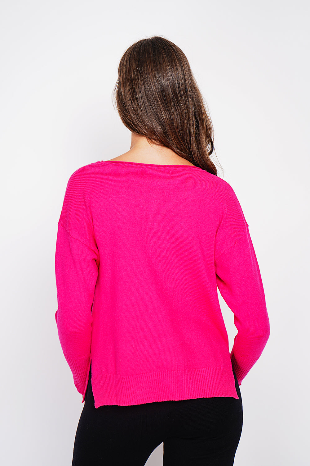 Maglione oversize a collo alto con parte anteriore traforata e maniche lunghe Fucsia