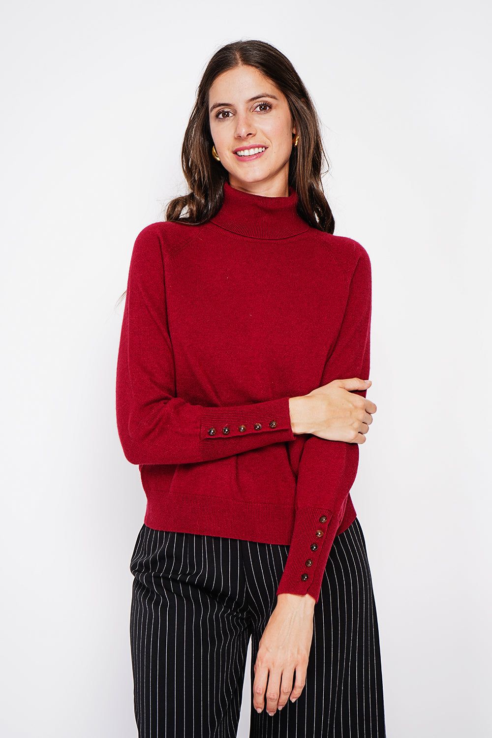 Maglione oversize a collo alto con abbottonatura nella parte inferiore delle maniche lunghe Bordeaux
