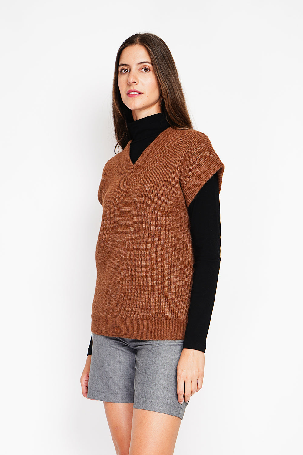 Tunica senza maniche con scollo a V - Marrone