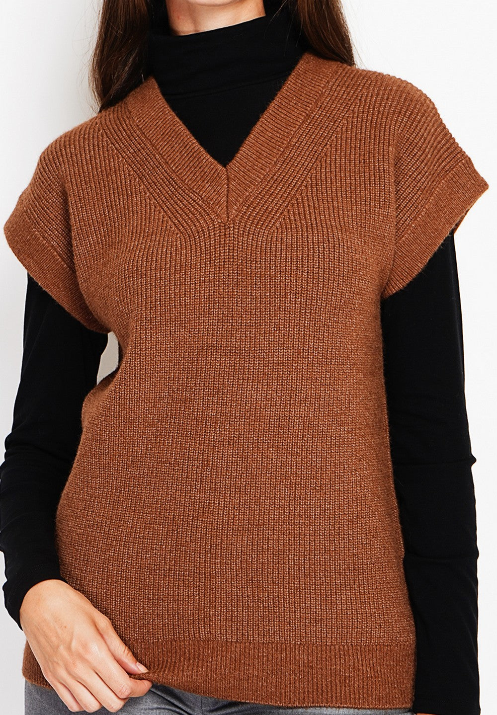 Tunica senza maniche con scollo a V - Marrone