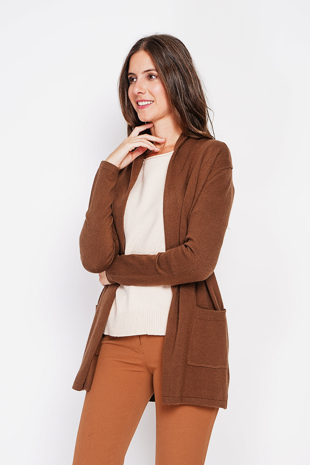 Cardigan lungo con collo a scialle e tasche, maglia a 2 fili, maniche lunghe Marrone
