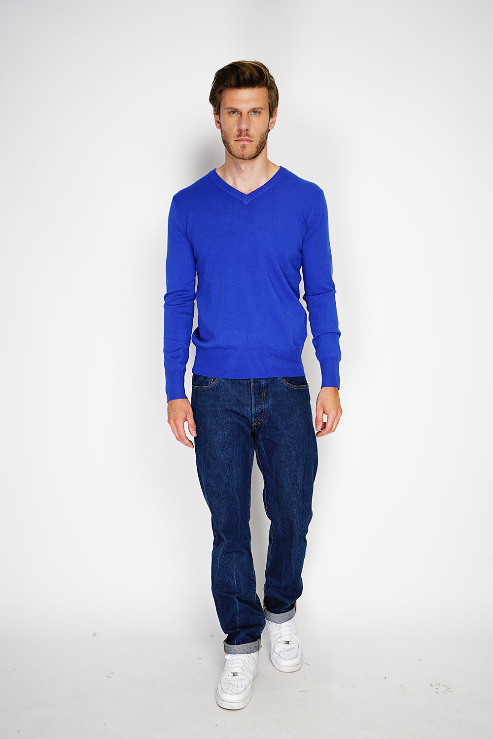 Maglione classico con scollo a V e maniche lunghe, lavorato a maglia a 3 fili - Reale