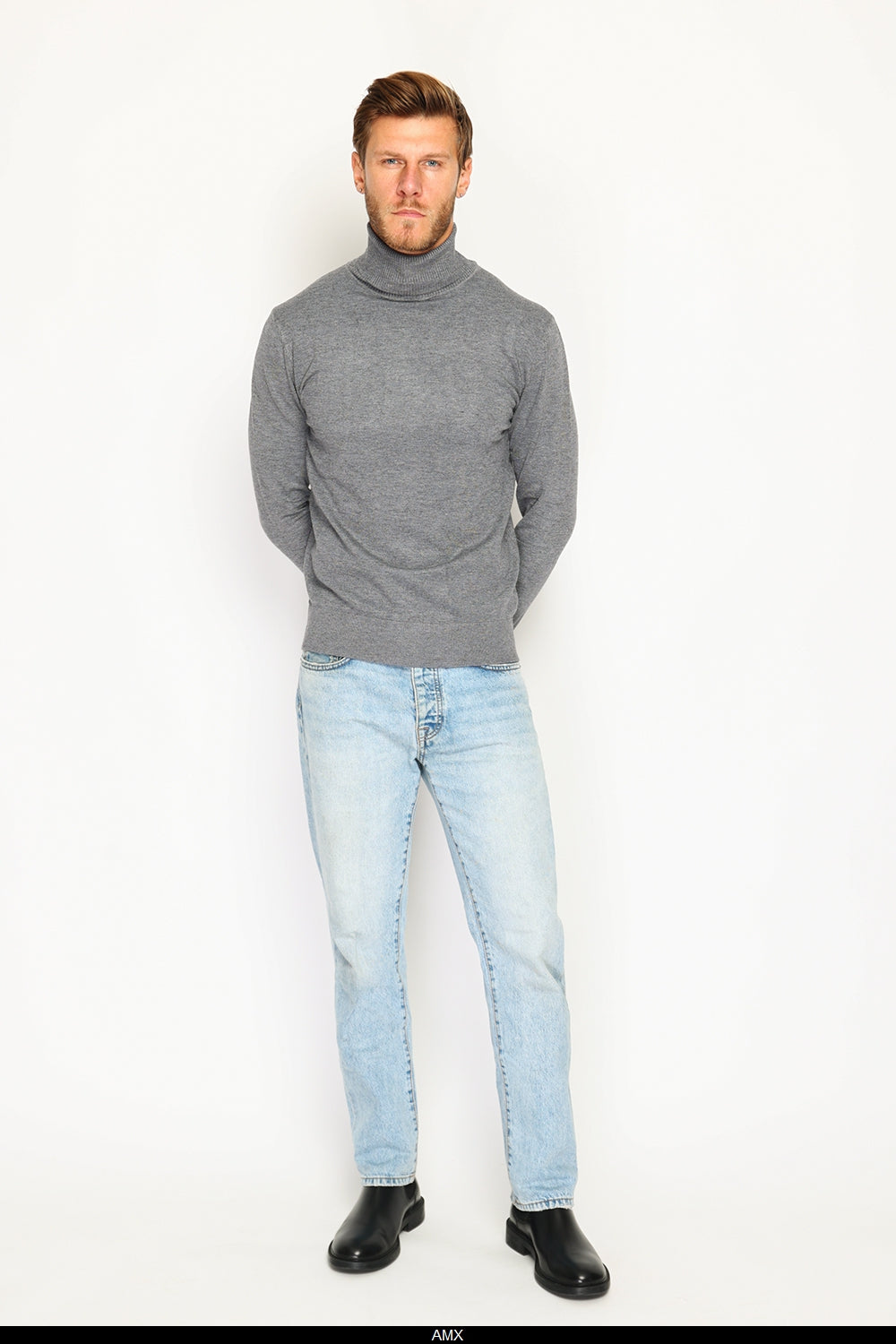 Classico maglione a collo alto a maniche lunghe in maglia a 3 fili Lupo