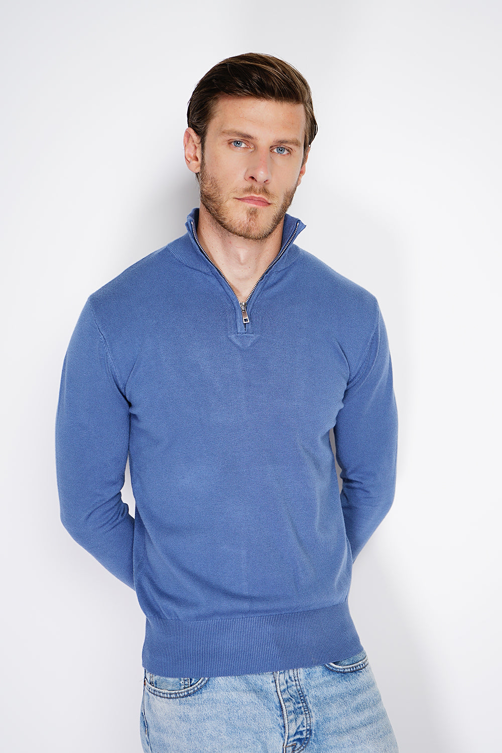 Maglione con collo stile camionista con zip e maniche lunghe lavorato a 3 fili Blu Jeans -WFM125