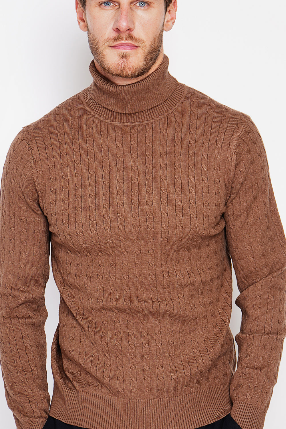 Maglione a collo alto con maniche lunghe Marrone