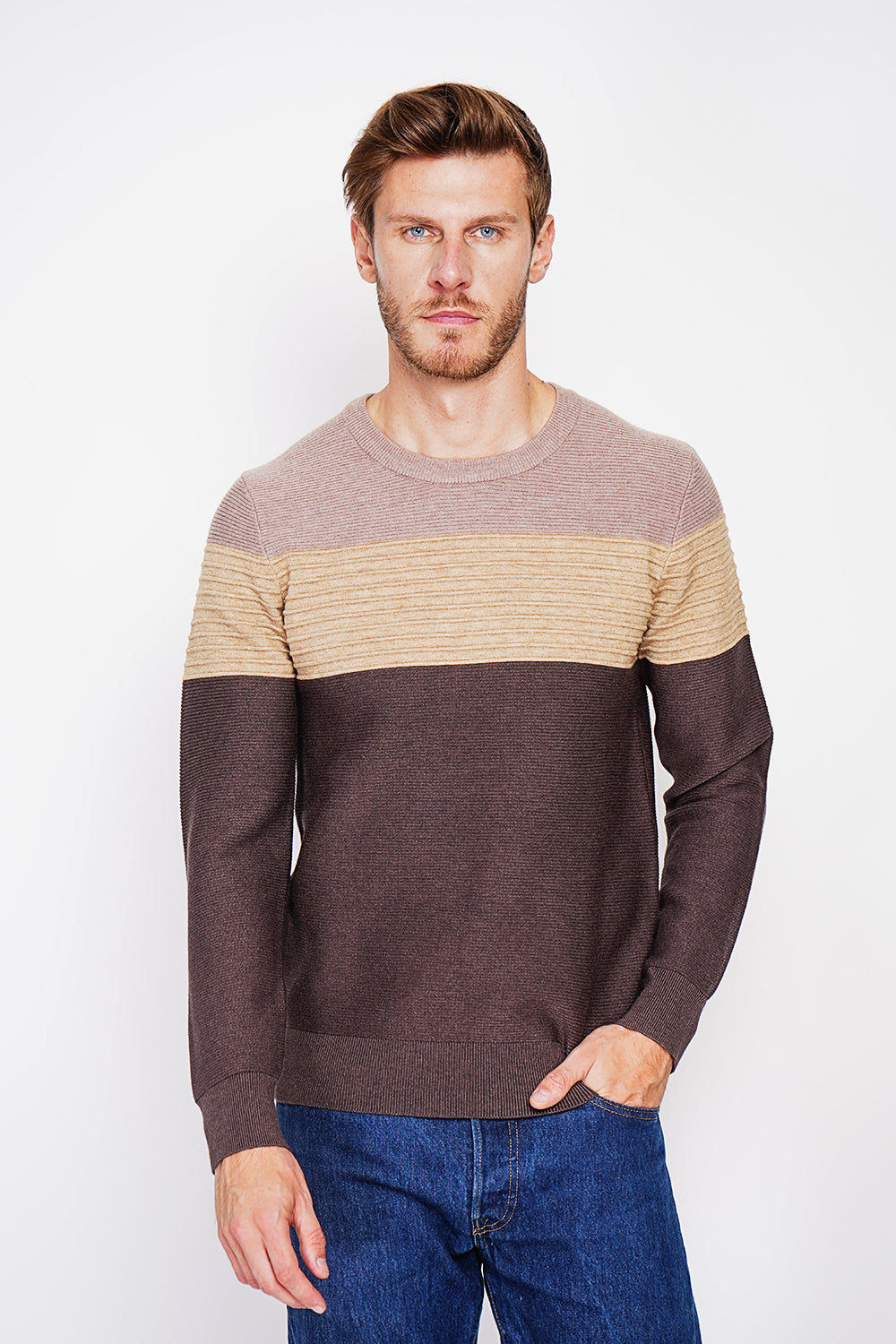 Maglione girocollo a maniche lunghe in maglia fantasia Caffè