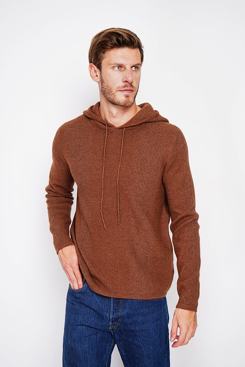 Felpa con cappuccio a coste a manica lunga Marrone